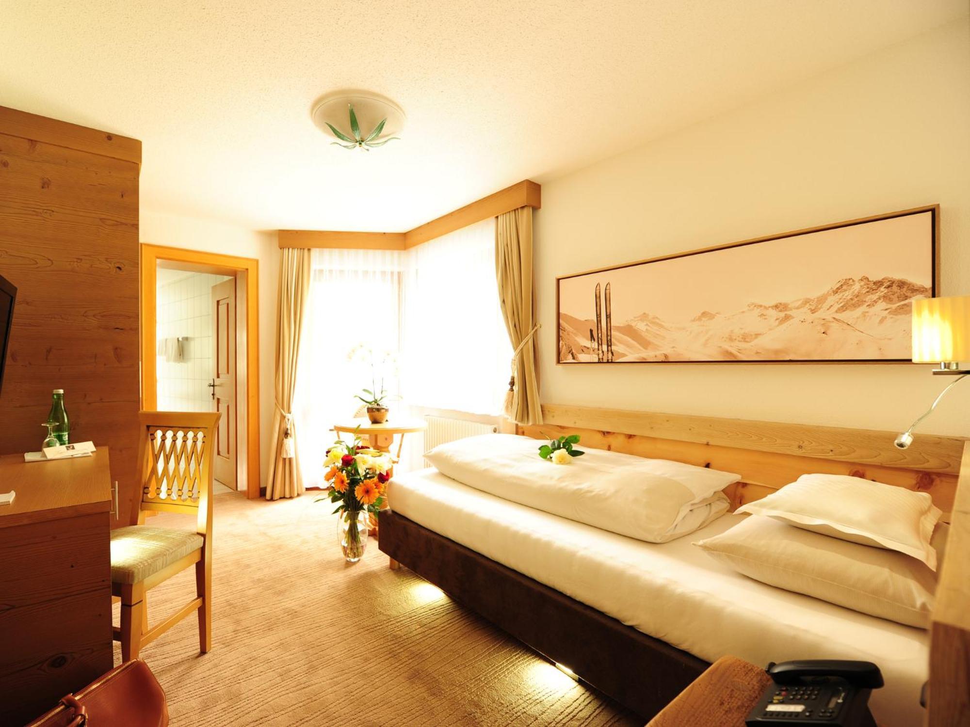 Salnerhof Superior Lifestyle Resort Ischgl Rum bild