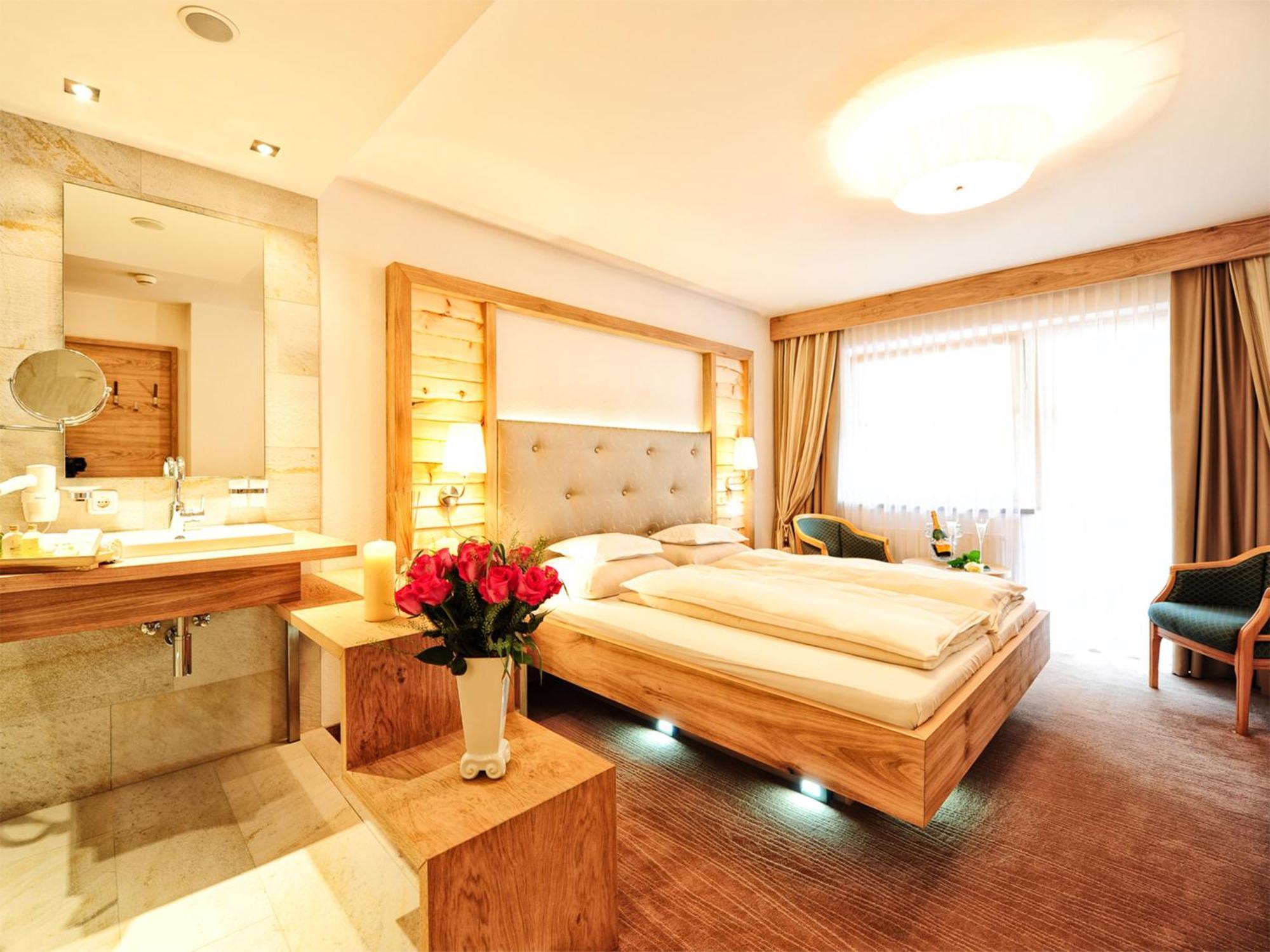 Salnerhof Superior Lifestyle Resort Ischgl Rum bild
