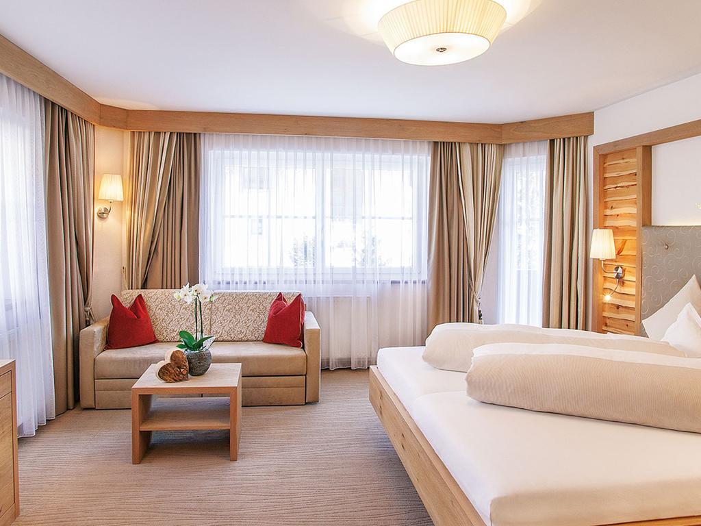 Salnerhof Superior Lifestyle Resort Ischgl Rum bild