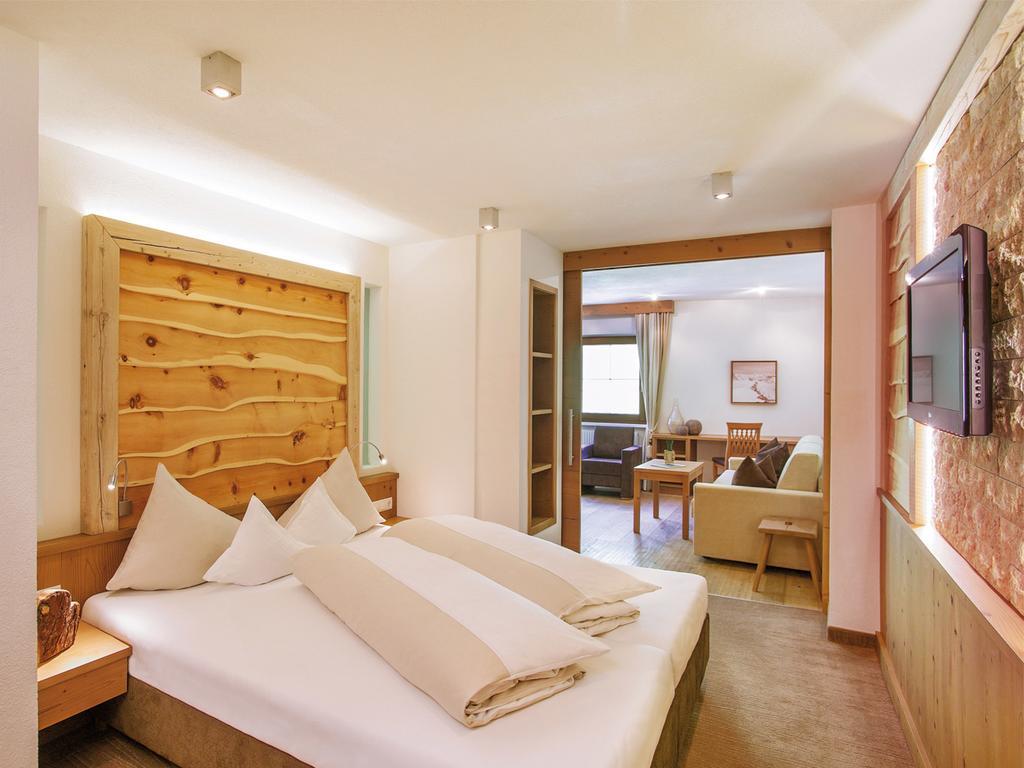 Salnerhof Superior Lifestyle Resort Ischgl Rum bild