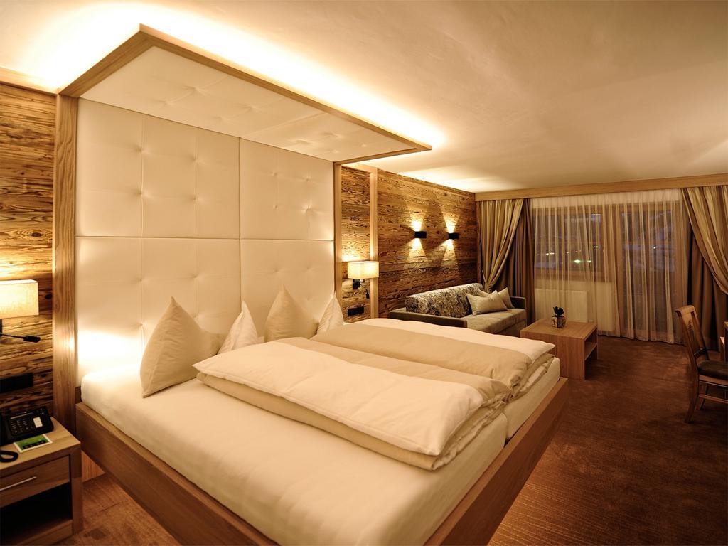 Salnerhof Superior Lifestyle Resort Ischgl Exteriör bild